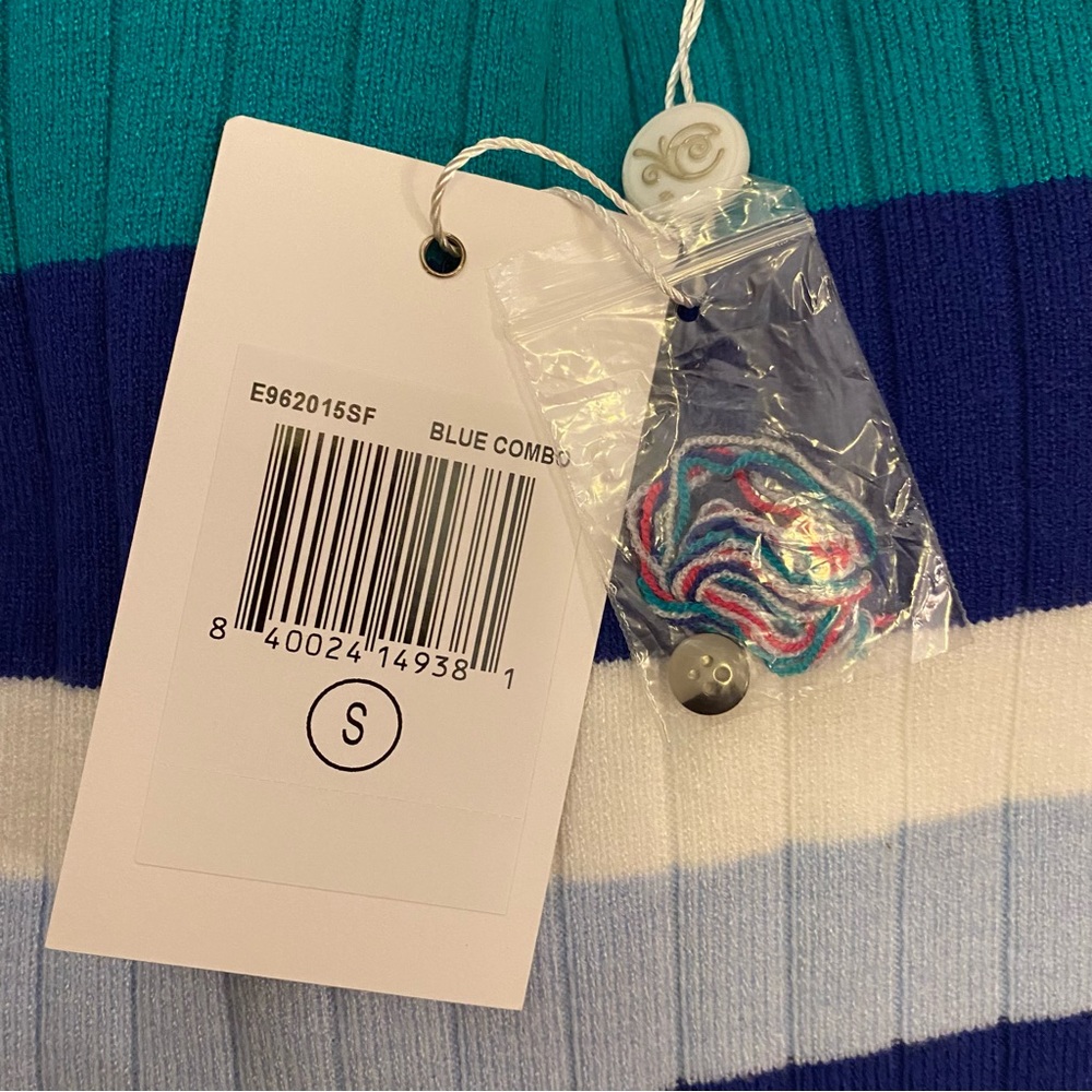 NWT EVOLUTION BY CYRUS Rooney Button Cuff Sweater size S from Stitch Fix - Picture 6 of 6